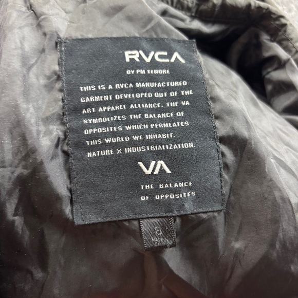 RVCA Men’s Black Quilted Snap Button Up Jacket size: Small - Picture 9 of 9